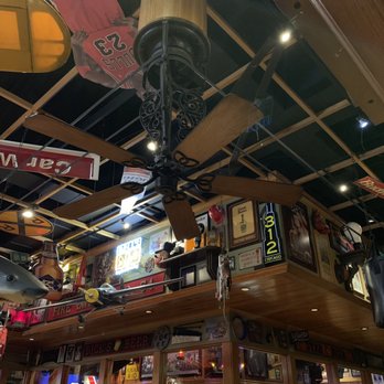 54th Street Scratch Grill & Bar - Inside dining area - Bars Near Me - Saint Joseph, Missouri