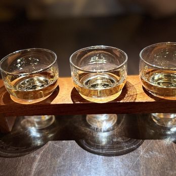 TARU - PREMIUM JAPANESE WHISKEY FLIGHT Suntory Hibiki, Nagahama 8yrs & Kurayoshi Malt 1 oz of 3, - Sushi Bars Near Me - Las Vegas, Nevada TARU - PREMIUM JAPANESE WHISKEY FLIGHT Suntory Hibiki, Nagahama 8yrs & Kurayoshi Malt 1 oz of 3, - Sushi Bars Near Me - Las Vegas, Nevada