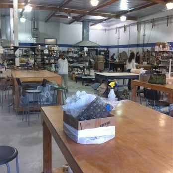 Muddy's Studio - Social Clubs Near Me - Santa Ana, California