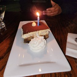 Islander - Tiramisu Cake