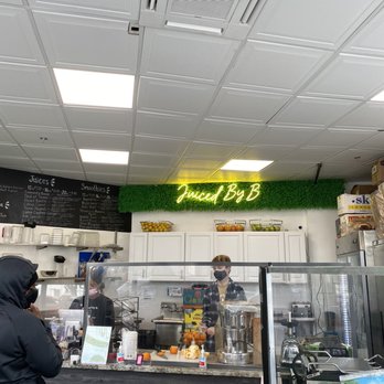 Juiced By B - Inside the store - Juice Bars & Smoothies Near Me - Philadelphia, Pennsylvania