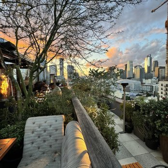 Cara Cara - Sunset views - New American Near Me - Los Angeles, California Cara Cara - Sunset views - New American Near Me - Los Angeles, California