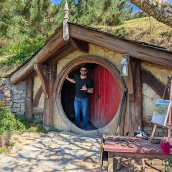 Hobbiton - Fun Hobbit hole - Tours Near Me - Matamata, WKO Hobbiton - Fun Hobbit hole - Tours Near Me - Matamata, WKO
