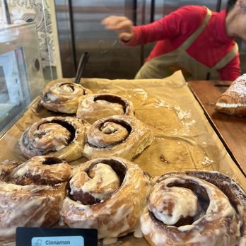 Cruffin & Tea - Desserts Near Me - Jacksonville, Florida