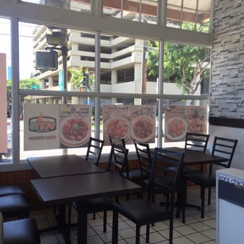 Vons Chicken - Seating area - Korean Near Me - Honolulu, Hawaii Vons Chicken - Seating area - Korean Near Me - Honolulu, Hawaii