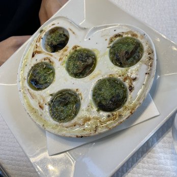 Le Wilson - Escargot - Cafes Near Me - Paris, 75 Le Wilson - Escargot - Cafes Near Me - Paris, 75