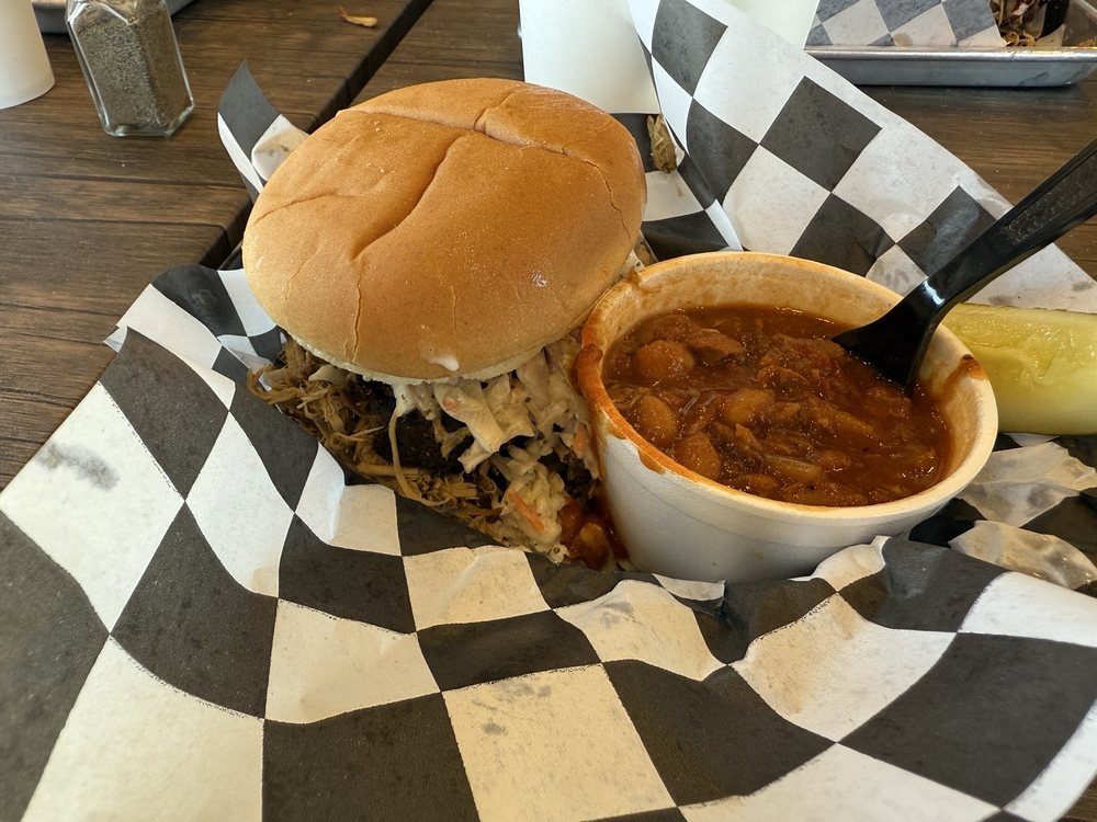 Smokin Joes Barbeque Logo