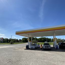 Exterior photo of Diamond Gasoline # 20 - Evergreen, Alabama Exterior photo of Diamond Gasoline # 20 - Evergreen, Alabama