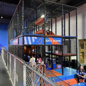 Sky Zone Trampoline Park - Trampoline Parks Near Me - Thousand Oaks, California Sky Zone Trampoline Park - Trampoline Parks Near Me - Thousand Oaks, California