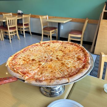 Bite of New York - Plain Cheese Pizza - Pizza Near Me - Mukilteo, Washington Bite of New York - Plain Cheese Pizza - Pizza Near Me - Mukilteo, Washington