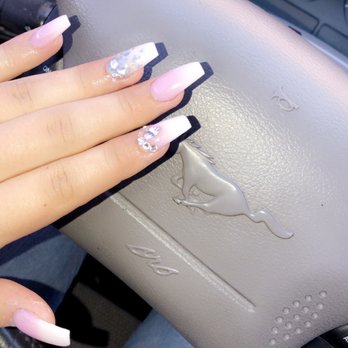 Ana's Nails & Spa - Nail Salons Near Me - Bellflower, California