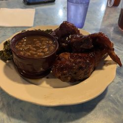 Big T’z House Of Soul - Barbecue chicken collard greens and beans