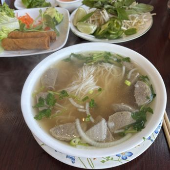 K5 Pho & Rolls - Beef ball pho and egg rolls - Vietnamese Near Me - Los Angeles, California K5 Pho & Rolls - Beef ball pho and egg rolls - Vietnamese Near Me - Los Angeles, California