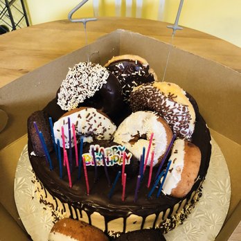 Eet Gud Bakery - I brought a picture that I saw on a social media site of a cake that I wanted for my daughter's 21st birthday. I love my cake! - Bakeries Near Me - Trenton, New Jersey