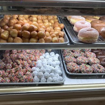 Stevenson Donuts & Bakery - Bakery selection - Donuts Near Me - Stevenson Ranch, California Stevenson Donuts & Bakery - Bakery selection - Donuts Near Me - Stevenson Ranch, California