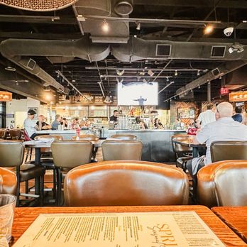 Thirsty Lion - Desert Ridge - View of bar - American Near Me - Phoenix, Arizona Thirsty Lion - Desert Ridge - View of bar - American Near Me - Phoenix, Arizona