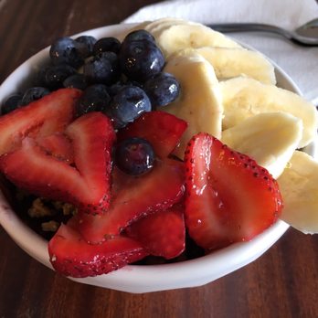 Bogart's Cafe - Acai bowl - Breakfast & Brunch Near Me - Honolulu, Hawaii