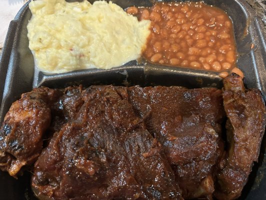 Brenda's Bar-B-Que Pit by null