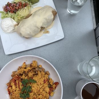 Union Rooftop - Tofu scramble and breakfast burrito - New American Near Me - Minneapolis, Minnesota Union Rooftop - Tofu scramble and breakfast burrito - New American Near Me - Minneapolis, Minnesota