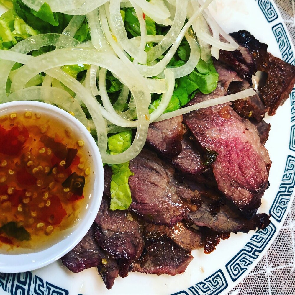Banhxeolicious  - Tri tip - Caterers Near Me