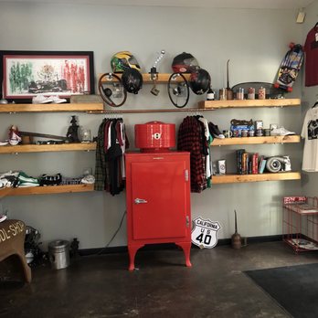 Shift Coffee House - Decor - Coffee & Tea Near Me - Sacramento, California Shift Coffee House - Decor - Coffee & Tea Near Me - Sacramento, California