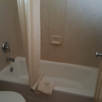 Beachcomber Motel - Small bathroom with window...very sufficient. - Hotels Near Me - Fort Bragg, California Beachcomber Motel - Small bathroom with window...very sufficient. - Hotels Near Me - Fort Bragg, California
