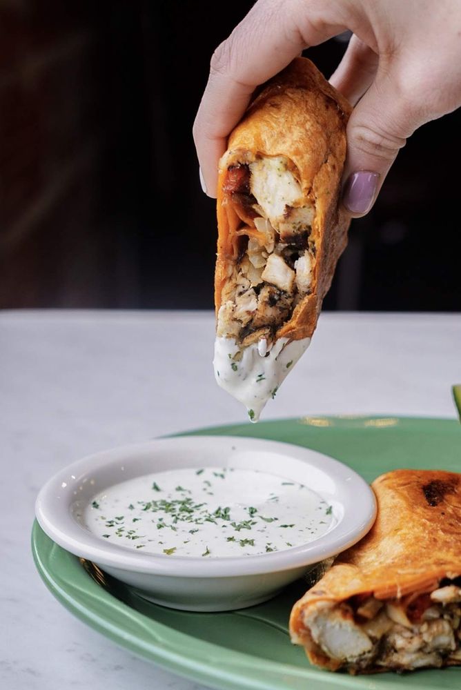 YOURS TRULY RESTAURANTS 82 Photos & 137 Reviews 25300 Chagrin Blvd