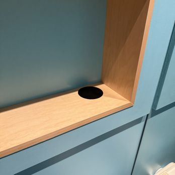 Squeeze Massage - Phone charger in massage room - Massage Near Me - Scottsdale, Arizona