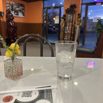 Thai House - Interior - Thai Near Me - Oklahoma City, Oklahoma