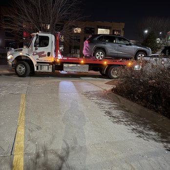 Crow Tow - Cars being towed - Auto Repair Near Me - Des Moines, Iowa Crow Tow - Cars being towed - Auto Repair Near Me - Des Moines, Iowa
