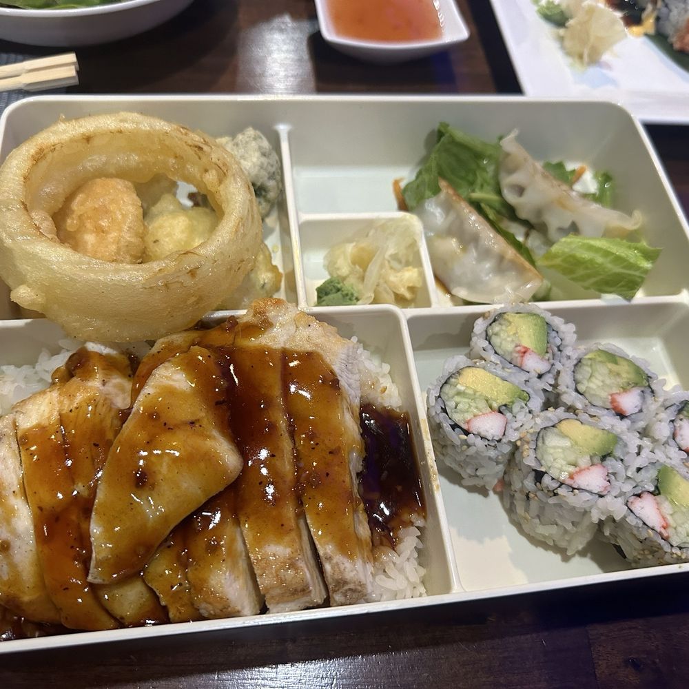 Teriyaki Box - Teriyaki chicken box - Japanese Near Me - Manchester, Connecticut