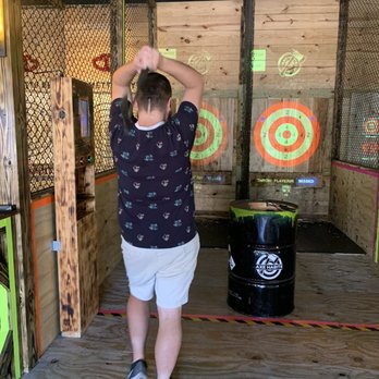 Axe Habits - Axe Throwing Near Me - Palmetto Bay, Florida Axe Habits - Axe Throwing Near Me - Palmetto Bay, Florida