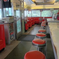 Wolfe's Diner - The tables on the left, abd bar seating on the right. Small, cosy and homey with good food.