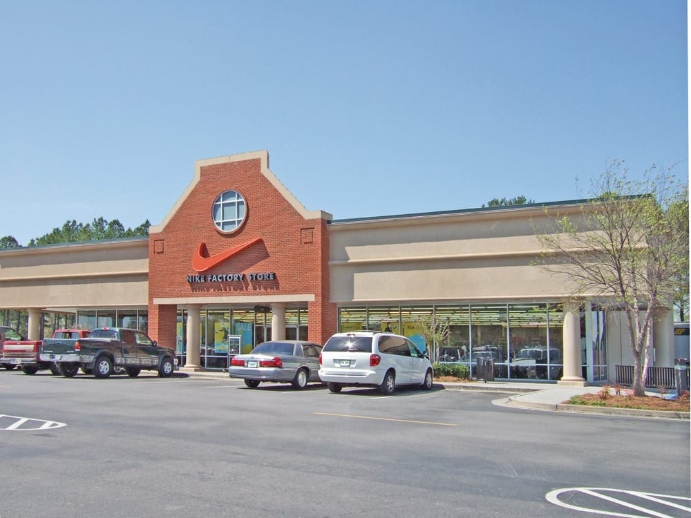 calhoun nike outlet store