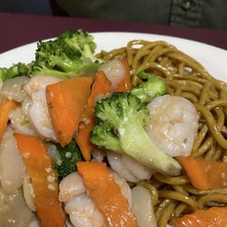 Plum Tree Chinese Restaurant - Garlic Shrimp