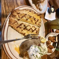Bogart's Restaurant and Tavern