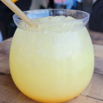 Fiorella's Italian Kitchen - Peach Lemonade - Pizza Near Me - Oxon Hill, Maryland Fiorella's Italian Kitchen - Peach Lemonade - Pizza Near Me - Oxon Hill, Maryland