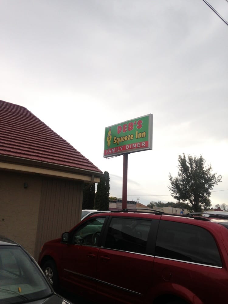 DEB’S SQUEEZE INN Updated August 2024 100 Front St, Milton, Wisconsin American