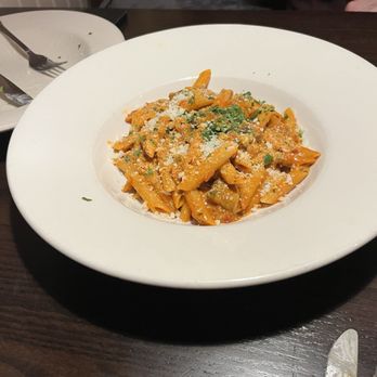Bellanotte Restaurant - Penne a la vodka was excellent - Italian Near Me - Middletown, Connecticut