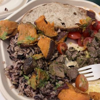 sweetgreen - Healthy Salads, Wraps, and Bowls - Caramelized Garlic Steak - Salad Near Me - New York, New York sweetgreen - Healthy Salads, Wraps, and Bowls - Caramelized Garlic Steak - Salad Near Me - New York, New York