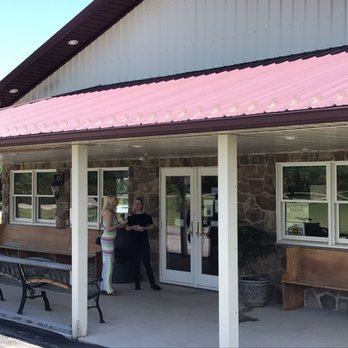 Freedom Run Winery - The unassuming entrance. - Wine Tasting Room Near Me - Lockport, New York