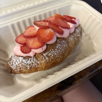 B & B Bakery and Boba - Strawberry croissant - Bakeries Near Me - Lincoln, California B & B Bakery and Boba - Strawberry croissant - Bakeries Near Me - Lincoln, California