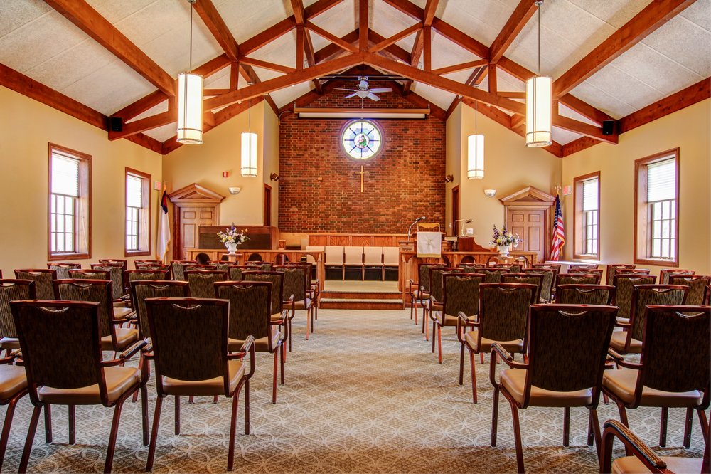 Lenoir Woods - grief counselor in Columbia, MO