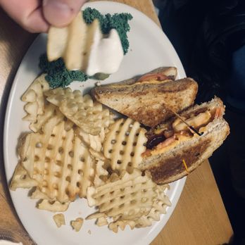 Fitz's Bar & Grill - Grilled cheese 9/10. - Bowling Near Me - Eagan, Minnesota