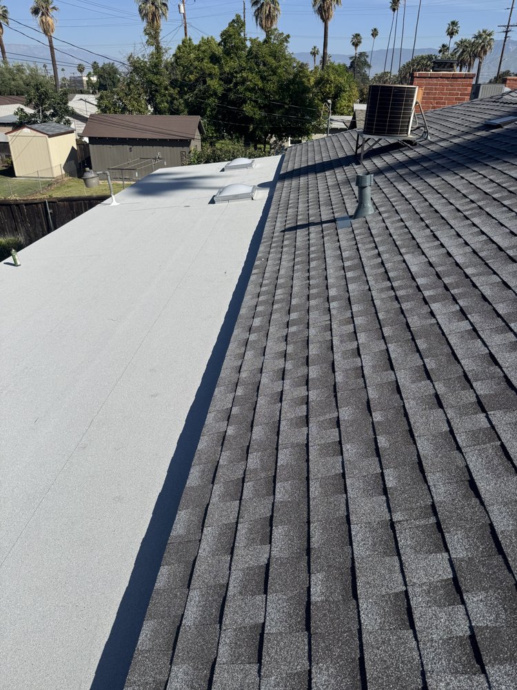 Slide of Thompson Roofing