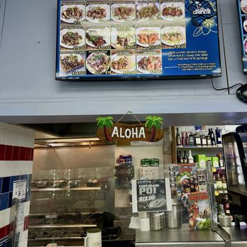 Da Braddahs Grindz - Menu and ordering window - Food Trucks Near Me - Las Vegas, Nevada
