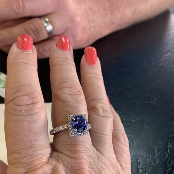 Ngoc Bich Jewelry - Jewelry Near Me - Westminster, California Ngoc Bich Jewelry - Jewelry Near Me - Westminster, California