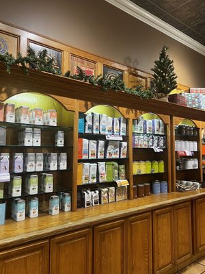 The Coffee Bean & Tea Leaf by null