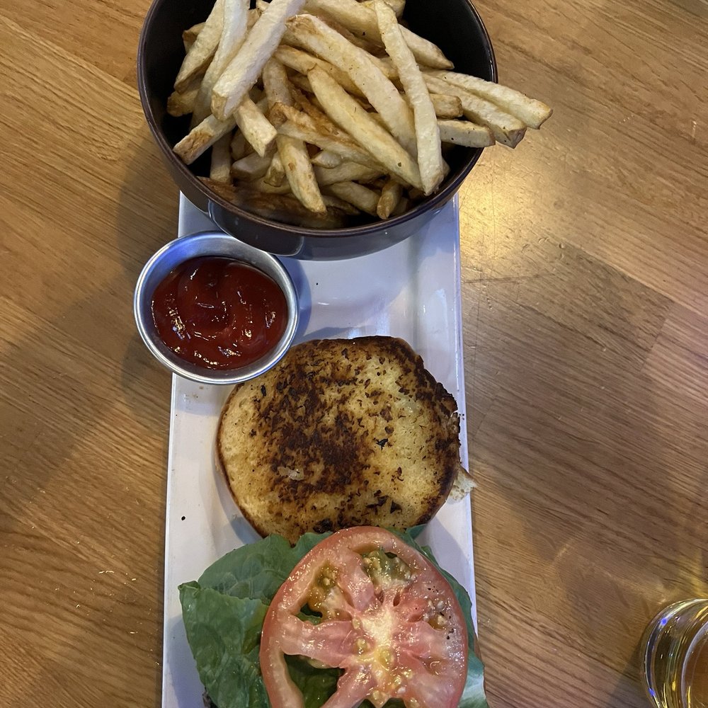 Break Point - Burger, no cheese - Bars Near Me - San Diego, California