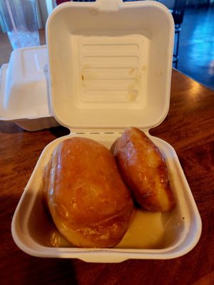 Mary Sue's Hot Chicken & Dough by null